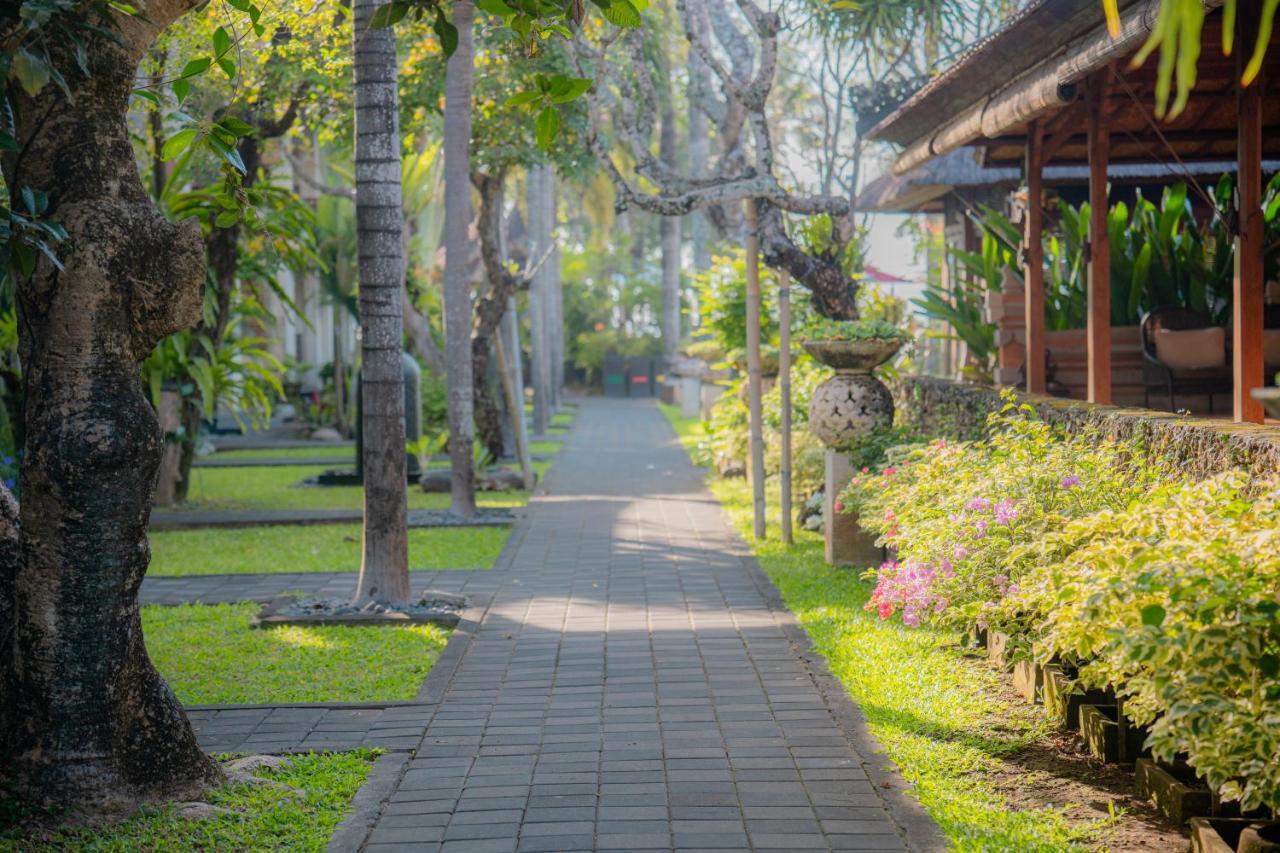 Griya Santrian A Beach Resort And Spa Sanur Εξωτερικό φωτογραφία